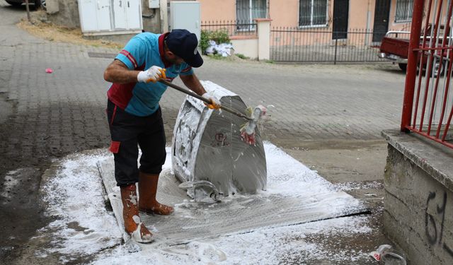 AKÇAABAT’TA TEMİZLİK ÇALIŞMALARI HASSASİYETLE SÜRÜYOR