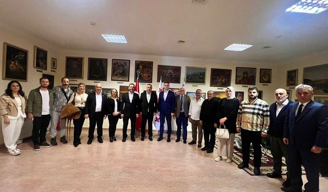 AKÇAABAT BELEDİYESİ, BATUM’DA ULUSLARARASI RESİM SERGİSİNE KATILDI