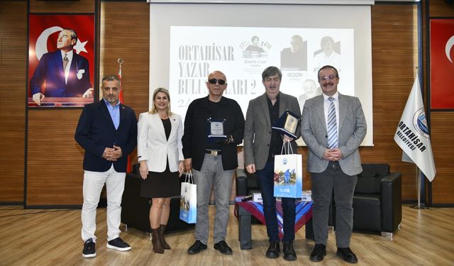 GAZETECİ-YAZAR YAVUZ OĞHAN, ‘MİLLETE EMANET’ KİTABINI ANLATTI