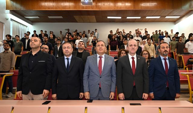 KTÜ Makina Mühendisliği Bölümü’nde Geleneksel Kumpas Takdim Töreni Gerçekleşti