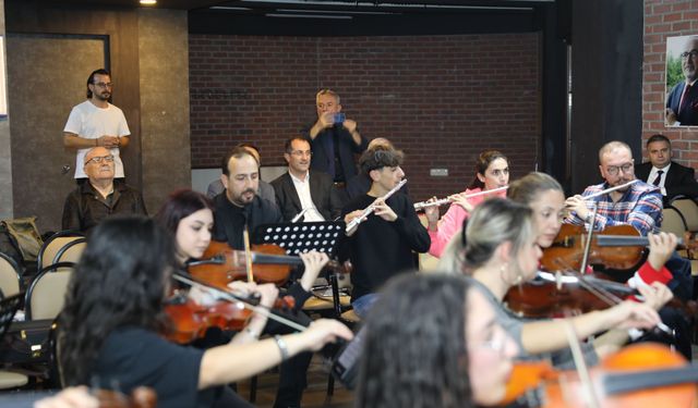 BAŞKAN EKİM ŞEHİR ORKESTRASI PROVASINA KONUK OLDU