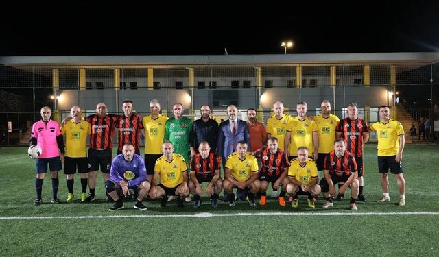 ARSİN’DE FUTBOL TURNUVASI’NDA HEYECAN DORUKTA