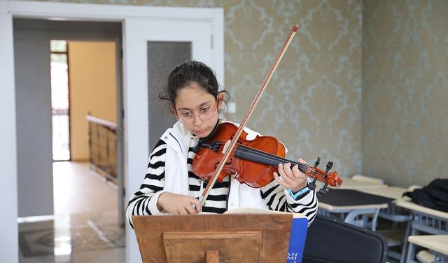 AKÇAABAT BELEDİYESİ SANAT AKADEMİSİ’NDE SANAT DOLU GÜNLER