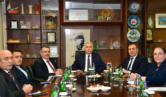 Vali Yıldırım ve Başkan Genç TTSO'yu ziyaret etti