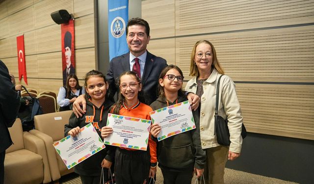 ÇOCUKLAR ADALETİ ÇİZDİ, BAŞKAN KAYA, ÖDÜLLERİNİ VERDİ