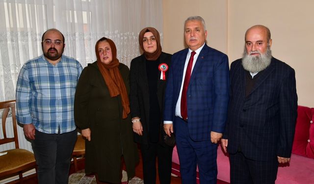 Vali Yıldırım ve Hanımefendi'den Anlamlı Ziyaret