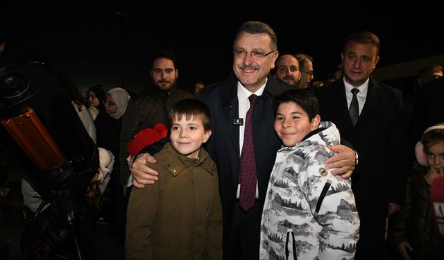 'SOĞUK AY' TRABZON’DA GENÇLERİ BÜYÜLEDİ