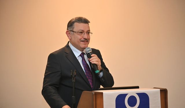 BAŞKAN GENÇ: “YALNIZCA BUGÜNÜ DEĞİL, GELECEĞİ İNŞA ETMEK ZORUNDAYIZ”