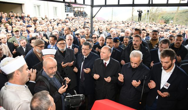 Eski AK Parti Giresun Milletvekili Cemal Öztürk Giresun'da toprağa verildi