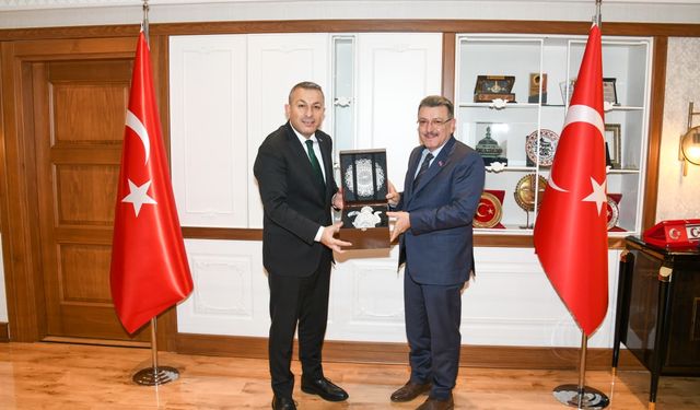 TRABZON VALİSİ ŞAHİN’DEN BÜYÜKŞEHİR’E ZİYARET