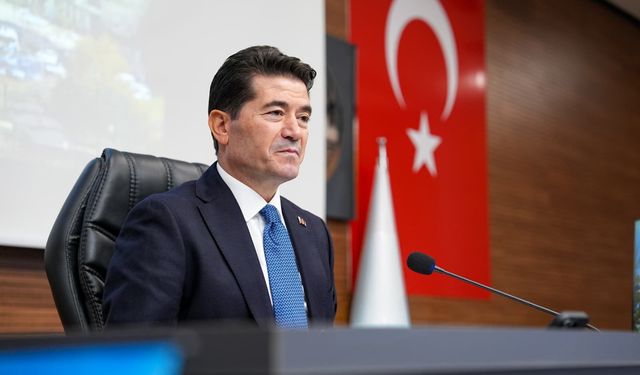 “BELEDİYENİN HER KURUŞUNU NAMUS GÖREN, HER KURUŞTA BÜTÜN TRABZON’UN HAKKI OLDUĞUNU BİLEN BİR ANLAYIŞLA GÖREV YAPMAYA ÇAL