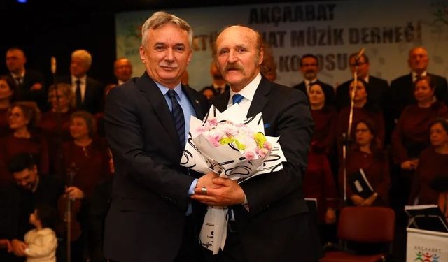 “AKSM’DEN SANATSEVERLERE UNUTULMAZ TÜRK SANAT MÜZİĞİ KONSERİ”