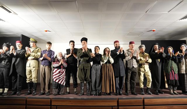 BÜYÜKŞEHİR'DEN İLÇELERDE TİYATRO ŞÖLENİ