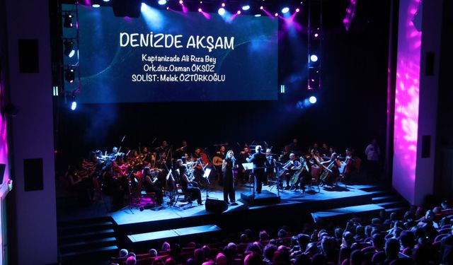 BÖLGEDE BİR İLK: AKÇAABAT BELEDİYESİ ŞEHİR ORKESTRASI SAHNEDE