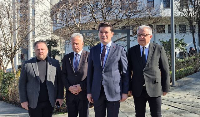 BAŞKAN KAYA, CENNET NESİBE’Yİ TEDAVİ GÖRDÜĞÜ HASTANEDE ZİYARET ETTİ