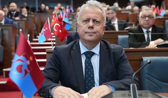 ZORLU: “TRABZON BÜYÜKŞEHİR BELEDİYESİ’NİN BORÇLANMASINI TAKİP EDEMİYORUZ! BU BORÇLAR NASIL ÖDENECEK?”