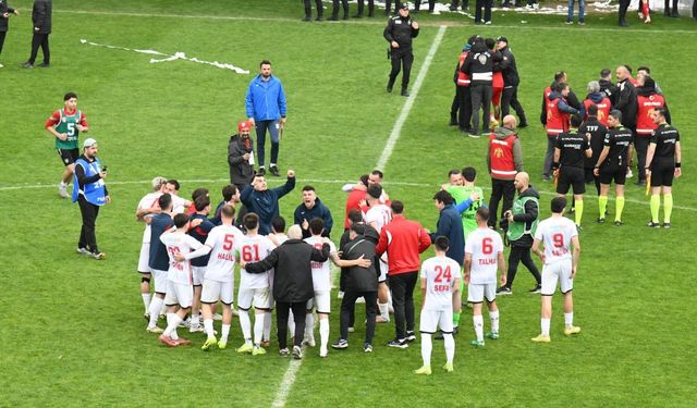 BAŞKAN GENÇ'TEN ŞAMPİYON SEBAT GENÇLİK’E TEBRİK