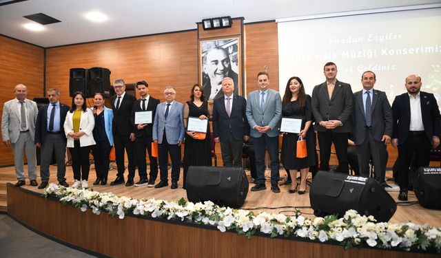 ORTAHİSAR'DA "SAZDAN EZGİLER" İLE TÜRKÜ ŞÖLENİ YAŞANDI