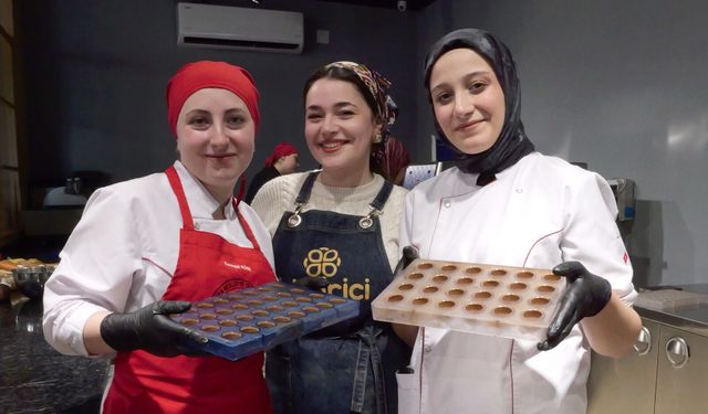 TTSO öğrencilere çikolata yapmayı öğretiyor