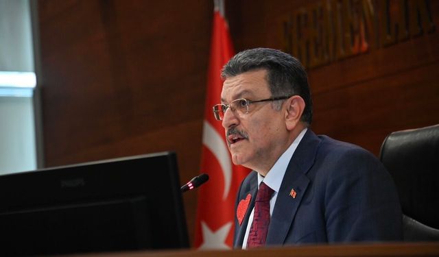 Başkan Genç, Büyükşehir Belediyesi Meclis Toplantısı’nda açıkladı  HAFİF RAYLI SİSTEMİN İHALESİ YAPILDI