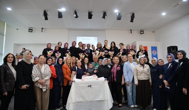 ÖZEL ÇOCUK ANNELERİNDEN ANLAMLI KONSER