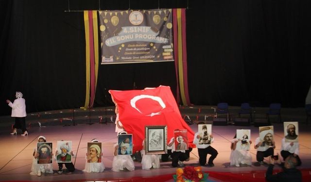 Trabzon Ticaret İlkokulu’ndan yıl sonu şöleni