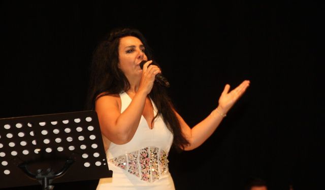AKADEMİSYENLERDEN EGE TÜRKÜLERİ