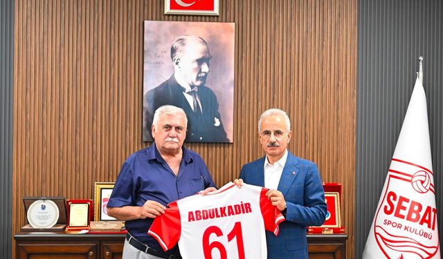 BAKAN URALOĞLU SEBAT GENÇLİK SPOR KULÜBÜNÜ ZİYARET ETTİ