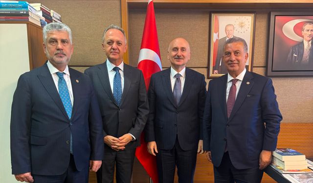 SİYASET