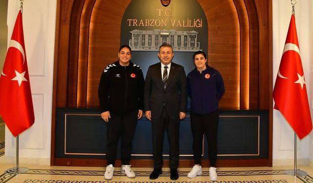 Vali Şahin, Avrupa Şampiyonu Millî Boksörleri Kabul Etti
