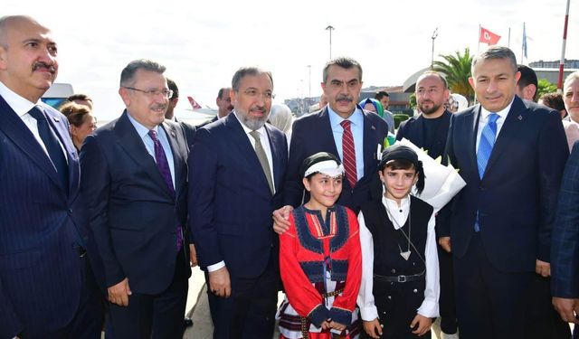 SİYASET