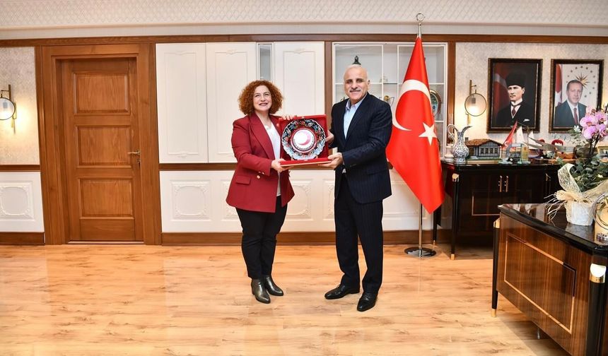 Başkan Zorluoğlu” İyi ki varsın Türk Kızılay”