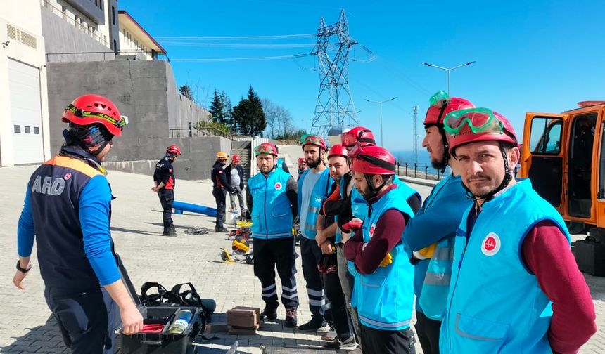 Trabzon İl Müftülüğü AFAD Çatısı Altında 120 Kişilik Arama Kurtarma Birliği Kuruyor
