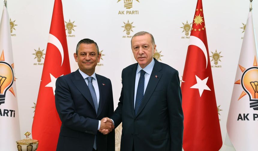 Cumhurbaşkanı Erdoğan CHP Genel Başkanı Özel’i Kabul Etti