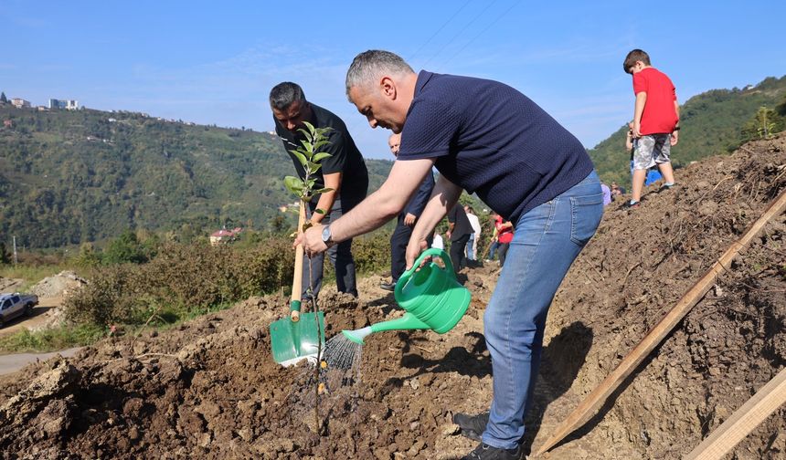 Başkan Bıyık Yerel Meyveler İçin Bahçe Oluşturdu