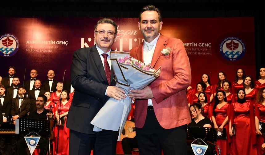 Türk Müziği Şöleni Sanatseverleri Büyüledi