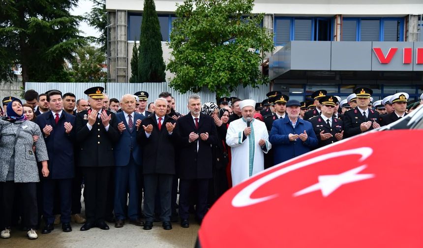 Şehidimizin Naaşı Memleketi Trabzon'a Getirildi