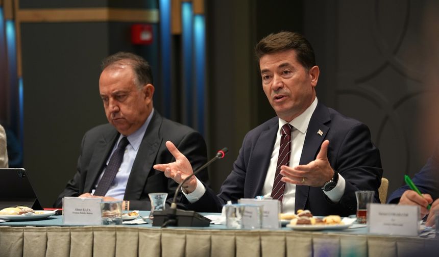 Başkan Kaya, Trabzon Turizm Değerlendirme Toplantısında Konuşturma
