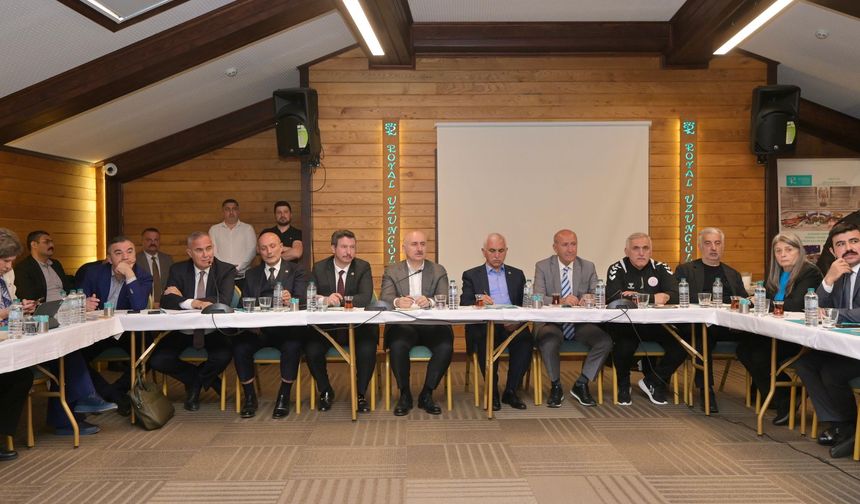 Uzungöl’de dikkat çeken buluşma