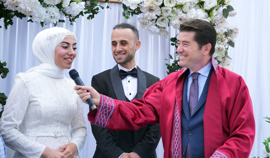 Hasan Paşa Askeri Hamamı Müzesi’ndeki İlk Nikahı,Başkan Kaya Kıldı