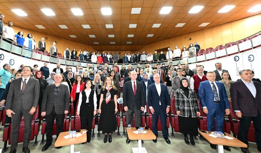 Kanser Tedavisinde Radyoterapi ve Doğru Beslenmenin Gücü, KTÜ’de Ele Alındı