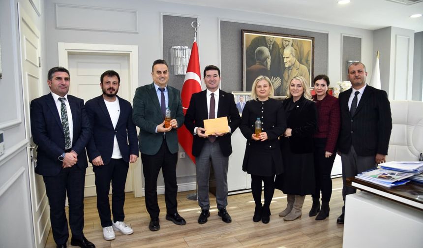 BAŞKAN KAYA: “ATIK YAĞLAR, ÖĞRENCİLERİMİZE BURS OLUYOR”