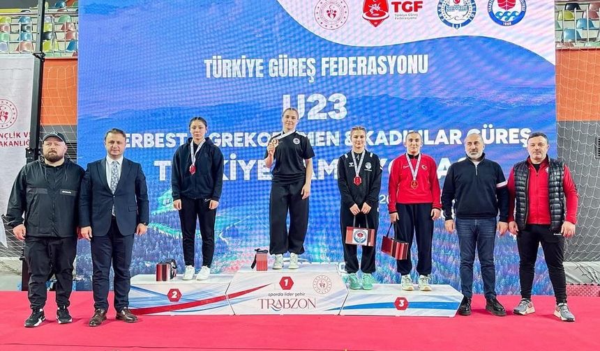 TRABZON’DAN GÜREŞTE ÇİFTE ŞAMPİYONLUK