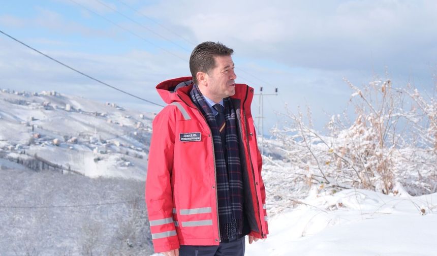 ORTAHİSAR’DA KAR MESAİSİ SÜRÜYOR İLÇE GENELİNDE ULAŞIMA KAPALI MAHALLE YOLU BULUNMUYOR