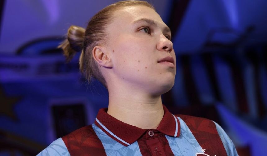Trabzonspor Elena Shesterneva’yı kadrosuna kattı.