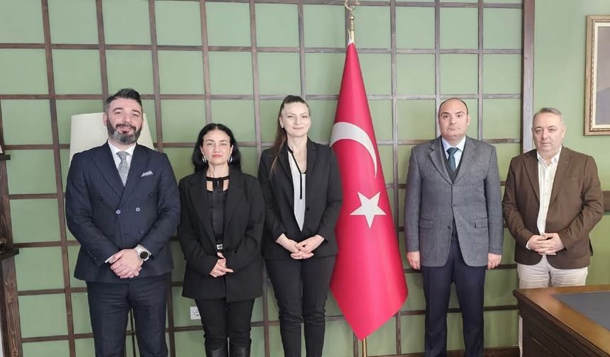 Özel İmperial Hastanesi’nden Ortahisar Kaymakamı Gürkan DEMİRKALE’ye ziyaret