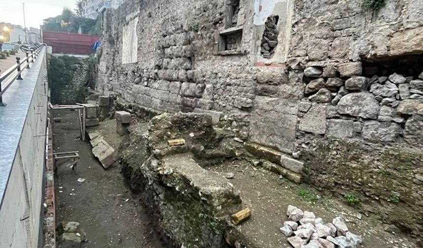 Prof. Dr. Mehmet YAVUZ: "Kadınlar Hali Binası Taşınmalı!"