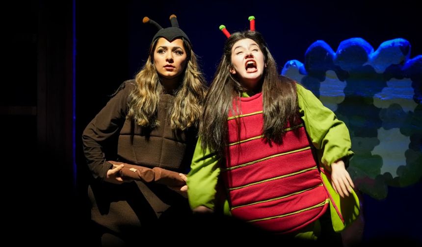 BÜYÜKŞEHİR’DEN ÇOCUKLARA TİYATRO ŞÖLENİ