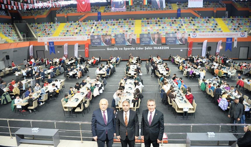 24 ŞUBAT KURTULUŞ KUPASI SATRANÇ TURNUVASI BAŞLADI