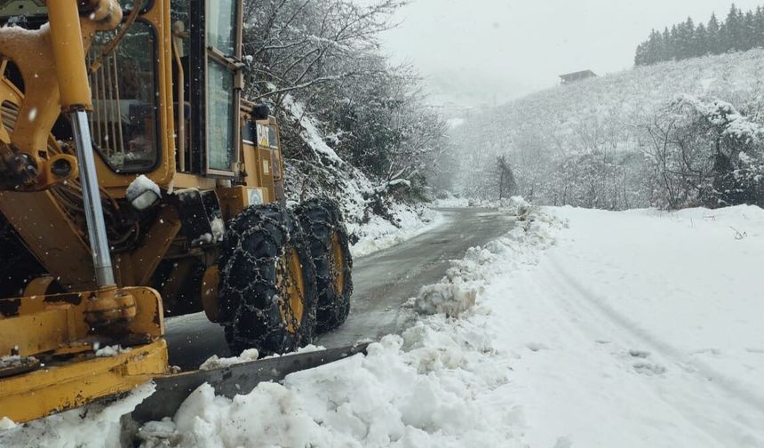 ORTAHİSAR’DA KARLA MÜCADELE ÇALIŞMALARI SÜRÜYOR
